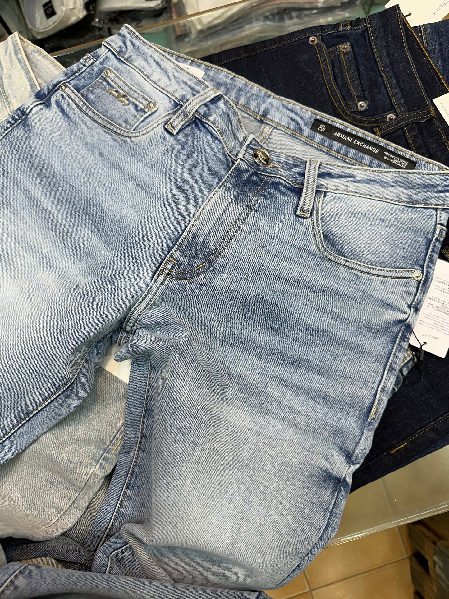 ARMANI EXCHANGE AX JEANS