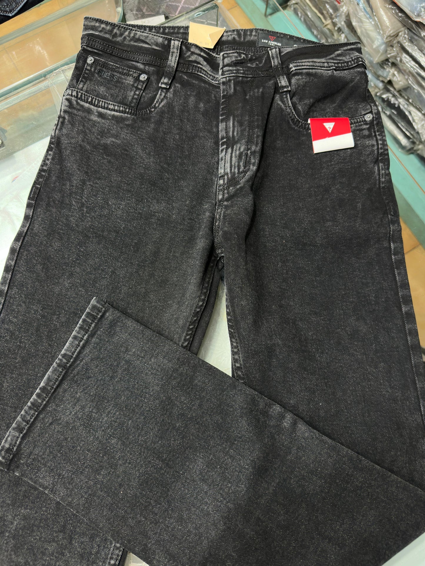 GUESS JEANS