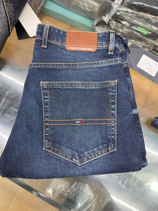 TOMMY HILFIGER JEANS