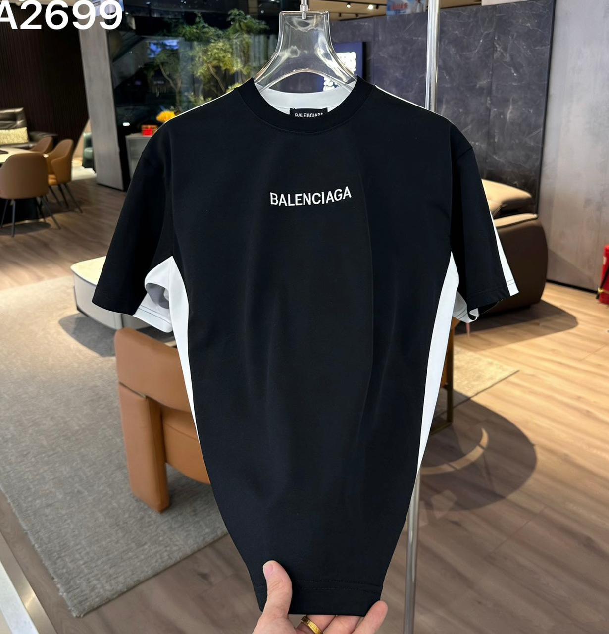 BALENCIAGA IMPORTED LUXURY HIGH QUALITY BLACK TSHIRT
