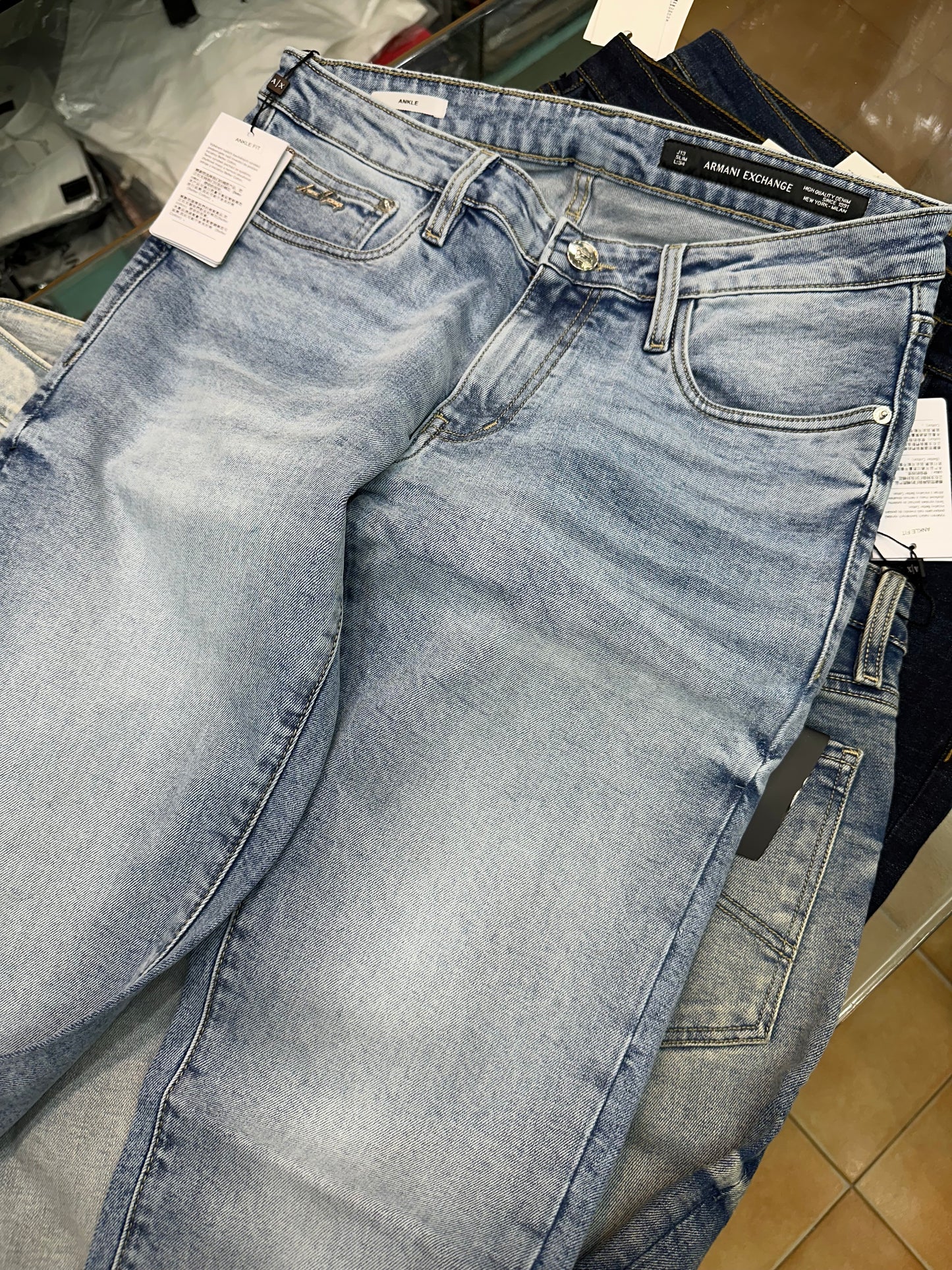 ARMANI EXCHANGE AX JEANS