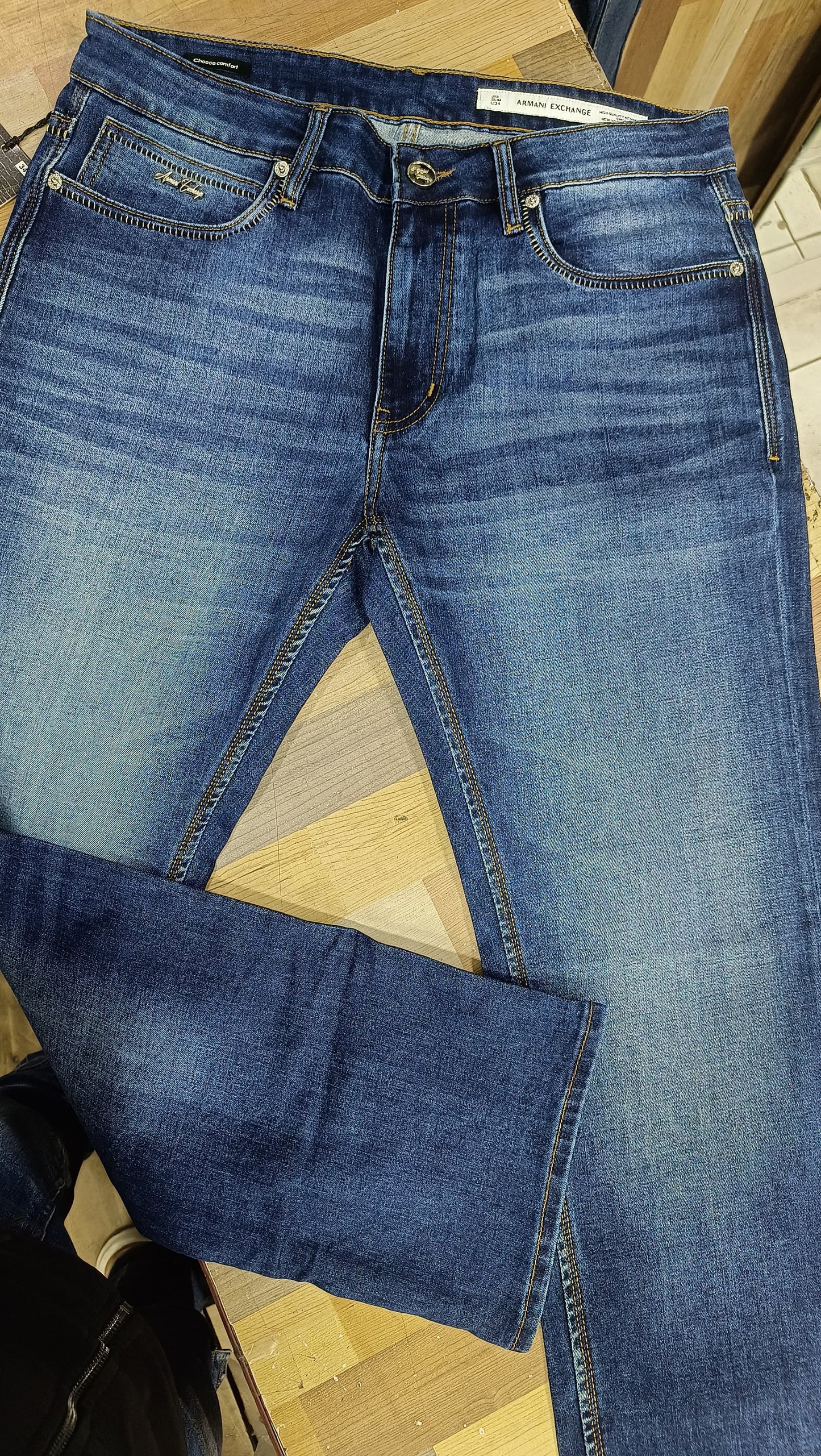ARMANI EXCHANGE AX JEANS