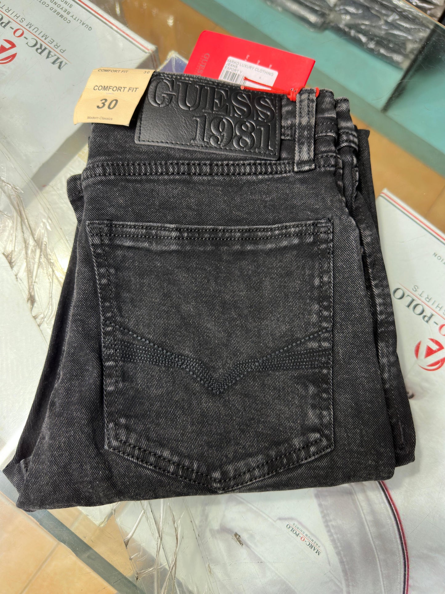 GUESS JEANS
