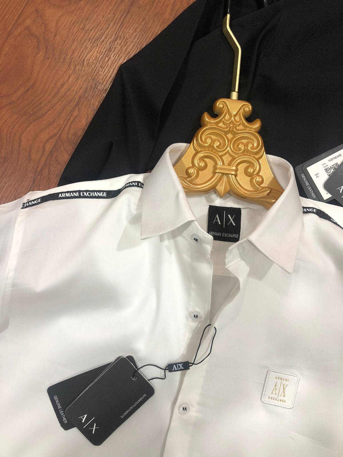 ARMANI EXCHANGE AX FRONT STRIP COLLAR LOGO WHITE SHIRT