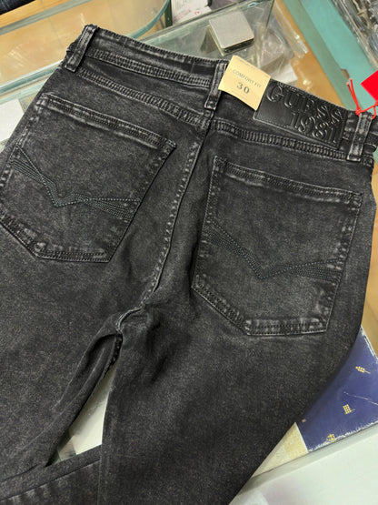 GUESS JEANS
