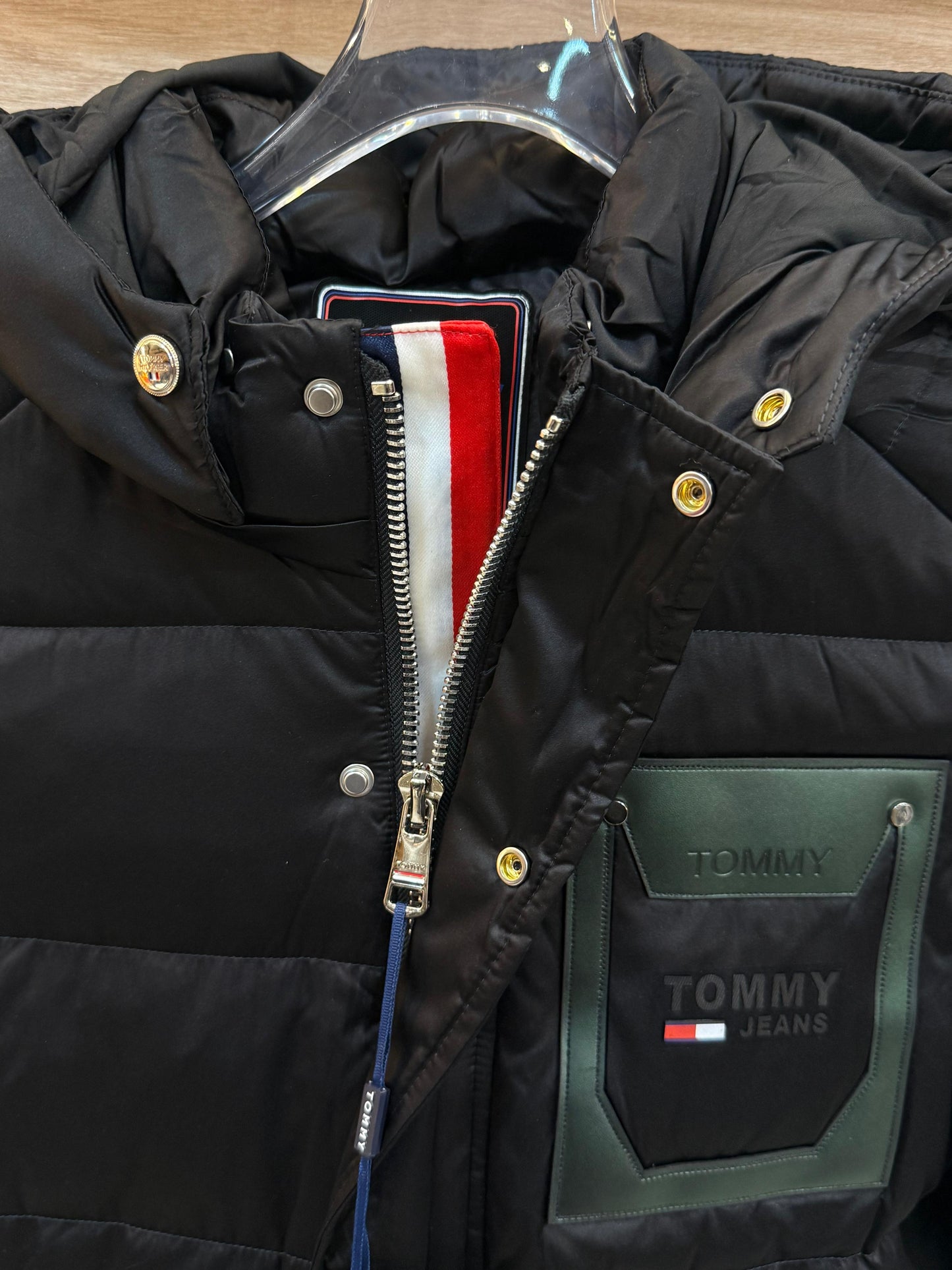 TOMMY HILFIGER BLACK JACKET DUCK FEATHER -10degree