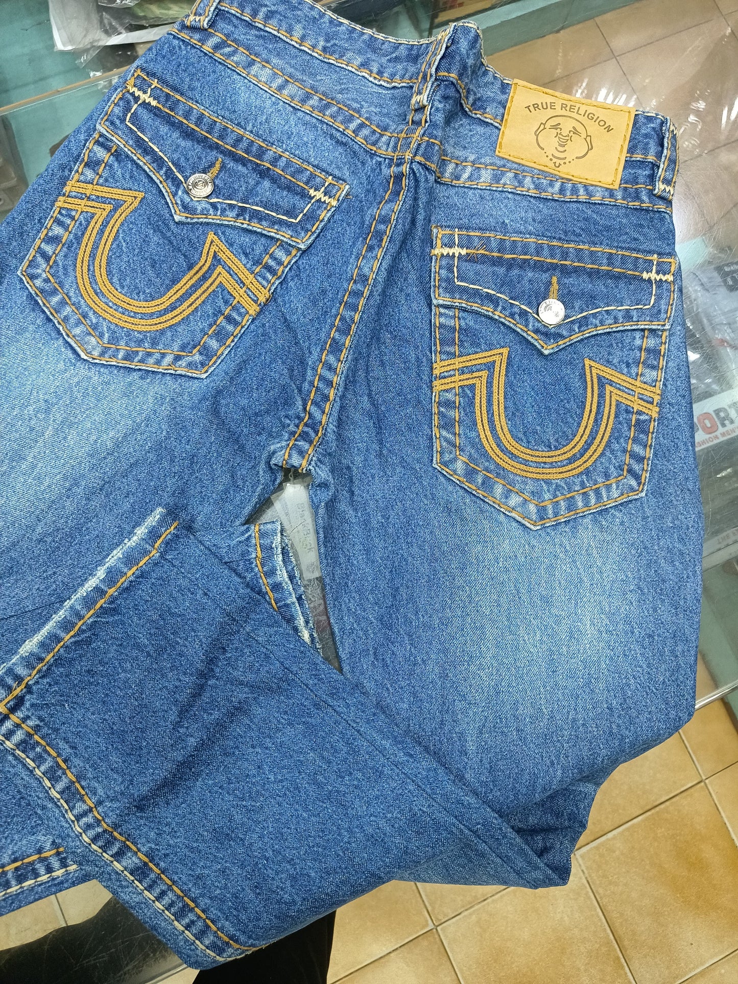 TRUE RELIGION JEANS