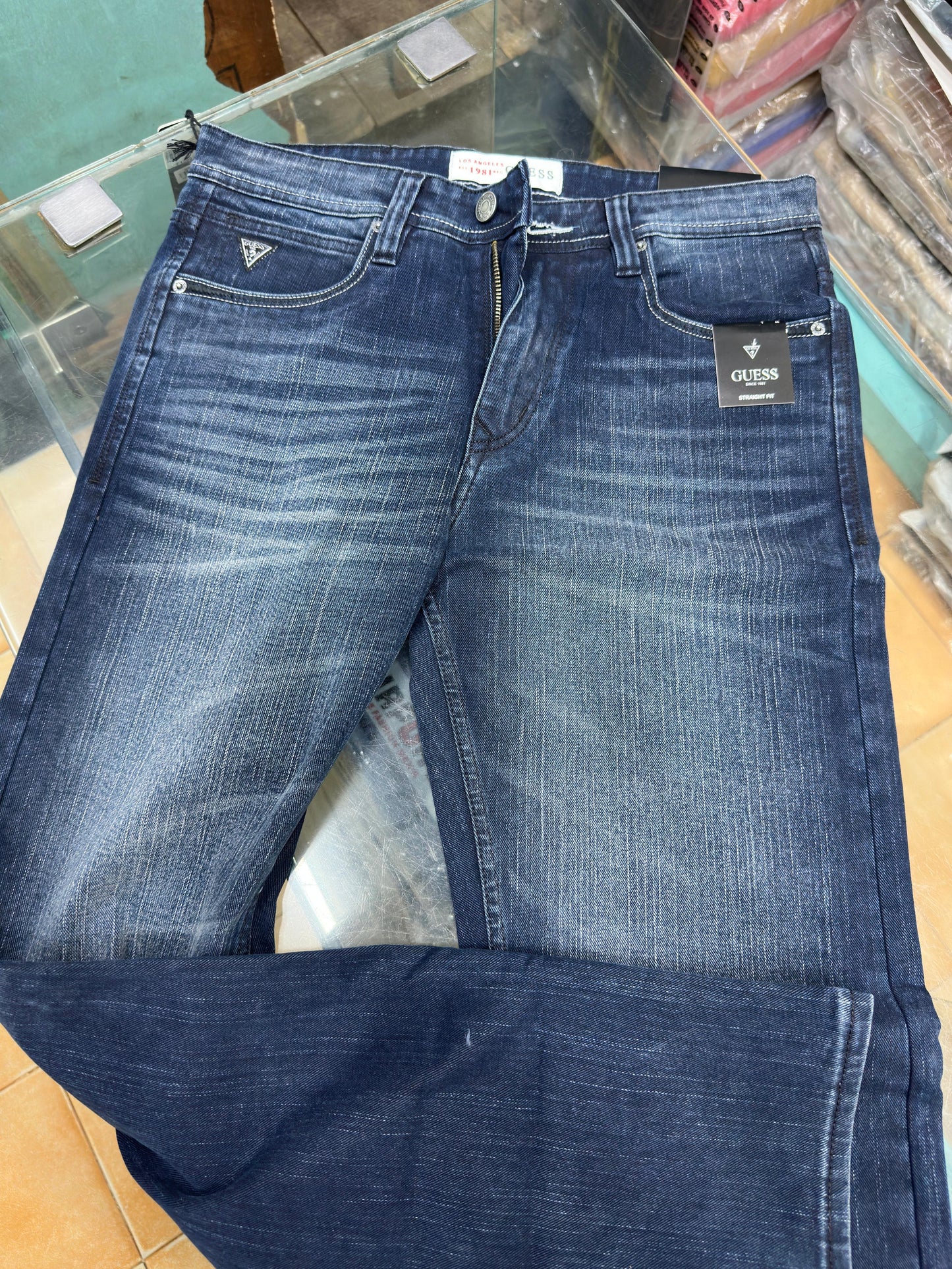 GUESS JEANS