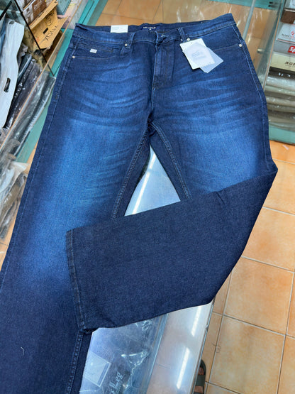 RARE RABBIT JEANS