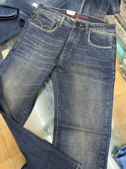 LEVIS JEANS