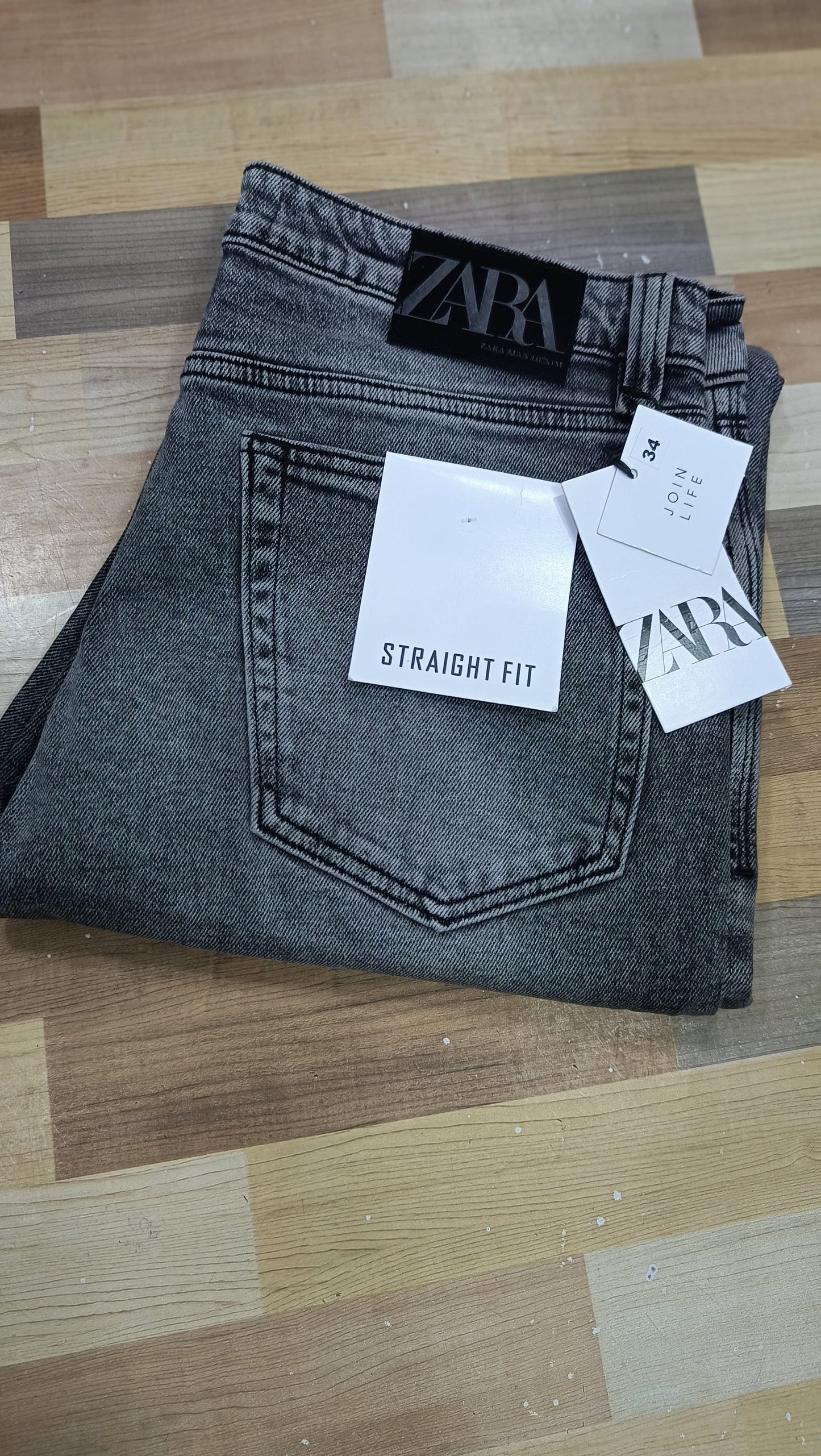 ZARA BAGGY STRAIGHT JEANS