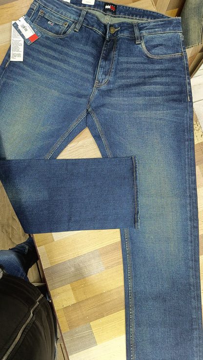 TOMMY JEANS