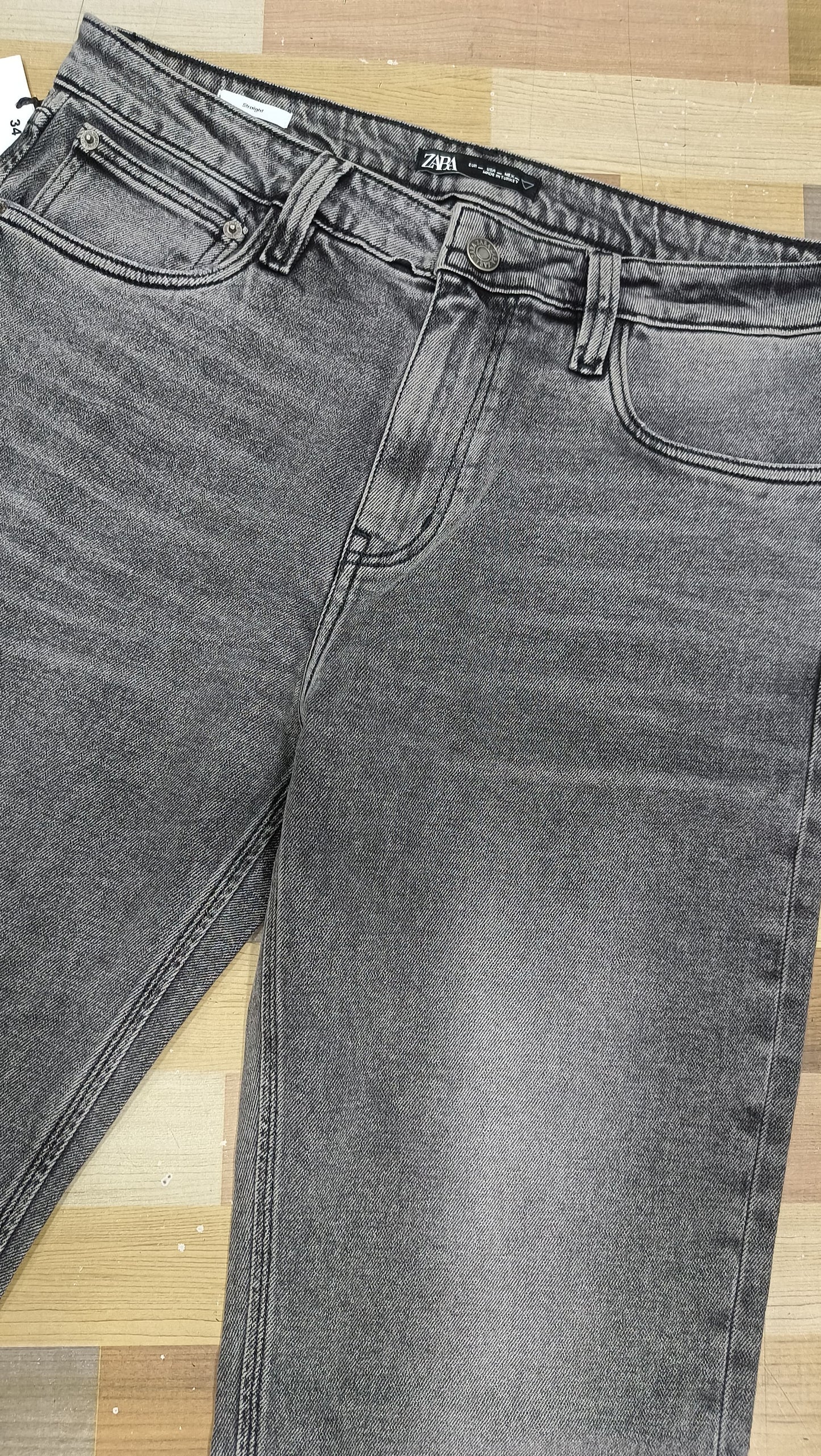 ZARA BAGGY STRAIGHT JEANS
