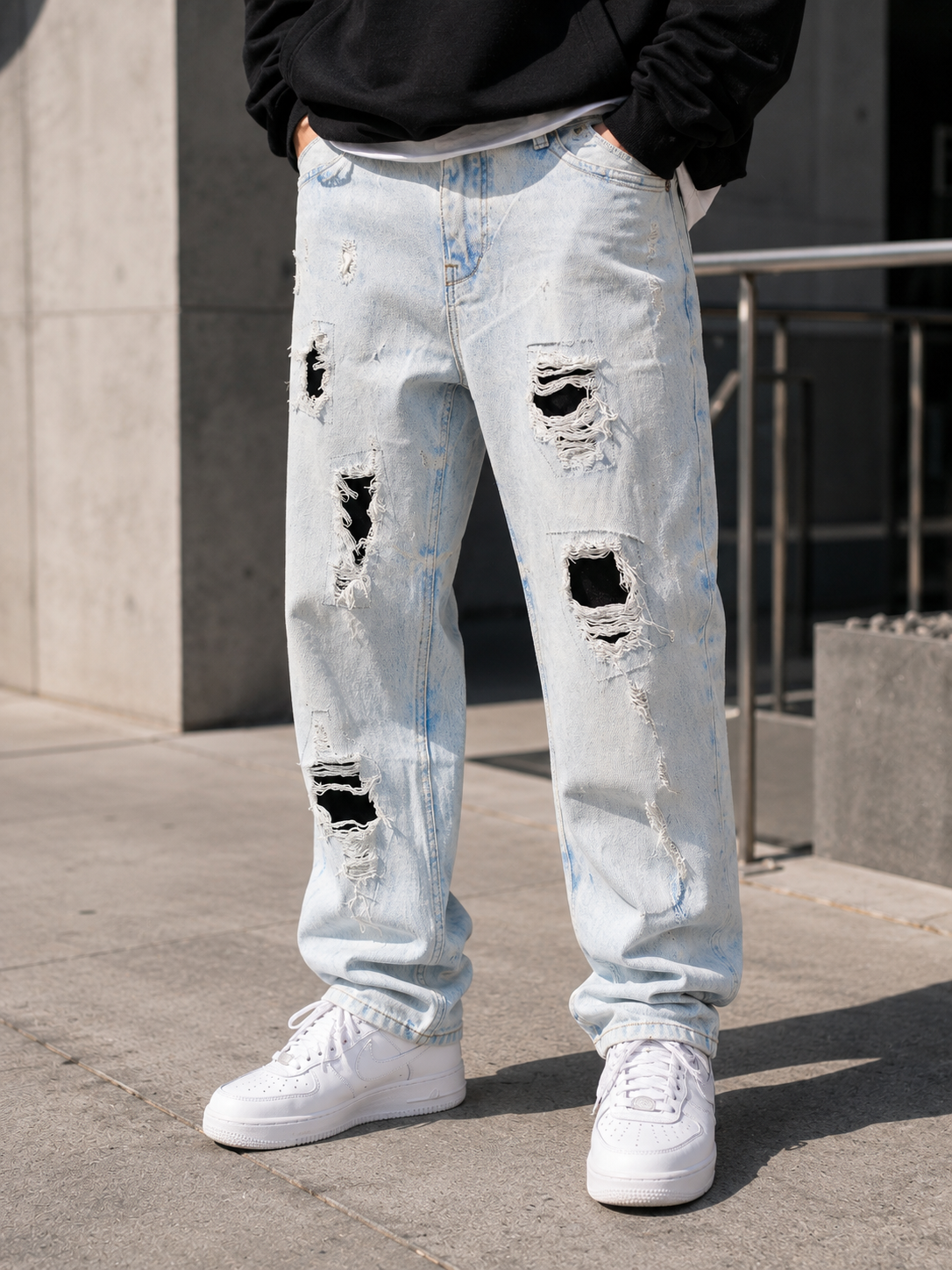 ZARA DAMAGE JEANS
