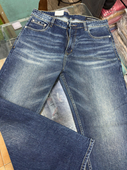 CK CALVIN KLEIN JEANS