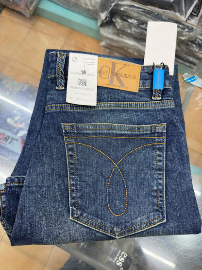 CK CALVIN KLEIN JEANS