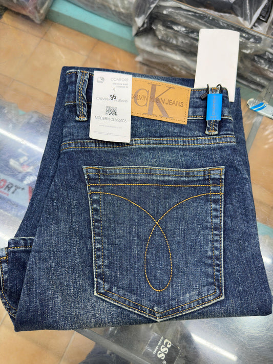 CK CALVIN KLEIN JEANS
