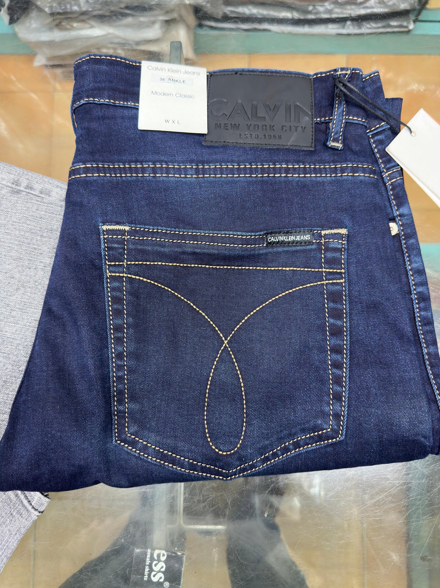 CK CALVIN KLEIN JEANS