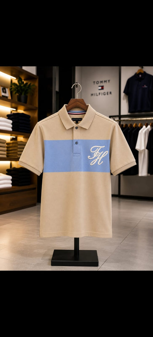 TOMMY HILFIGER BEIGE TSHIRT