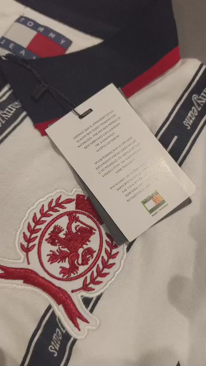 TOMMY HILFIGER WHITE COLOUR TSHIRT