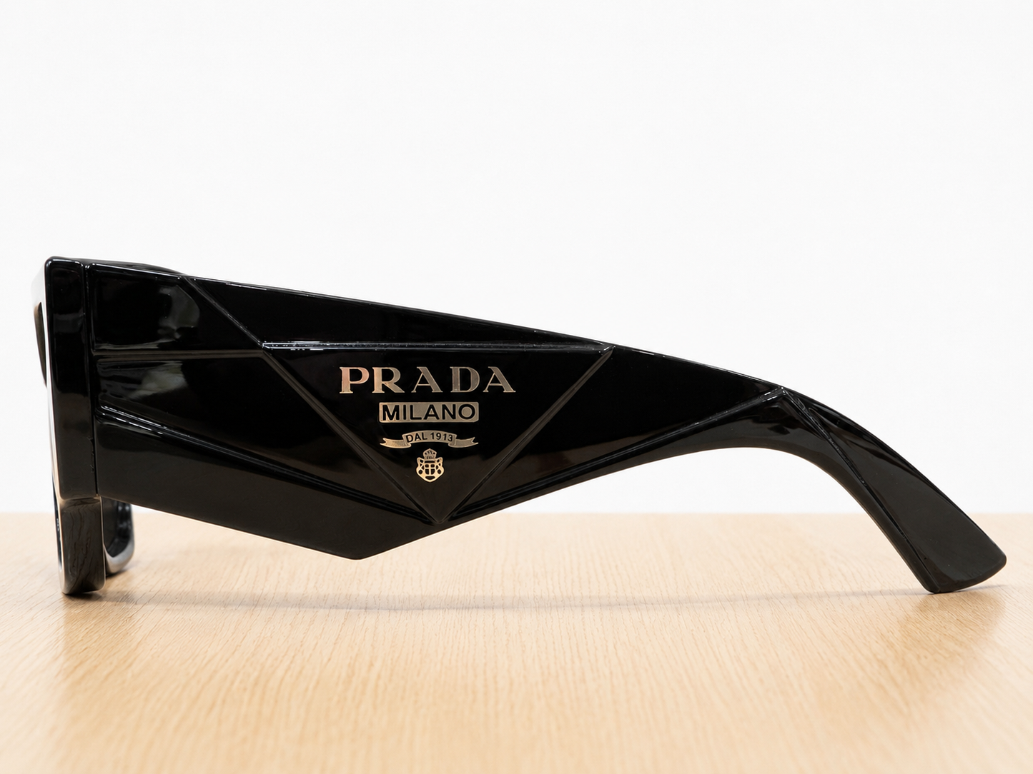 PRADA PREMIUM SUNGLASSES