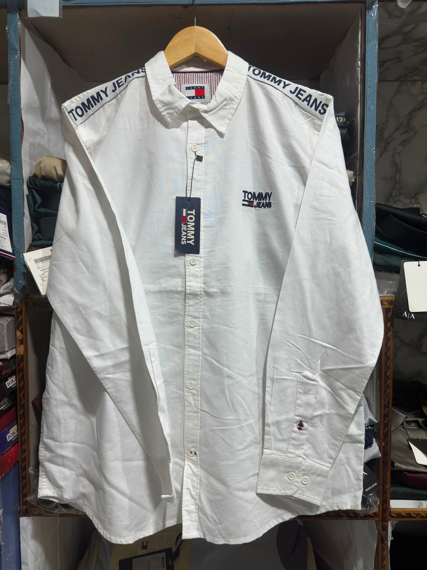 TOMMY HILFIGER WHITE COLOUR SHIRT